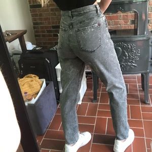 UO Black Acid Wash Mom Jeans